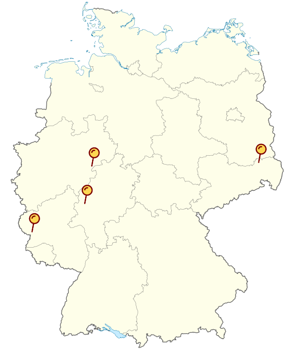 Deutschlandkarte mit den vier Cyranek-Standorten: Weilmünster (Hauptsitz), Brilon, Hoyerswerda und Speicher